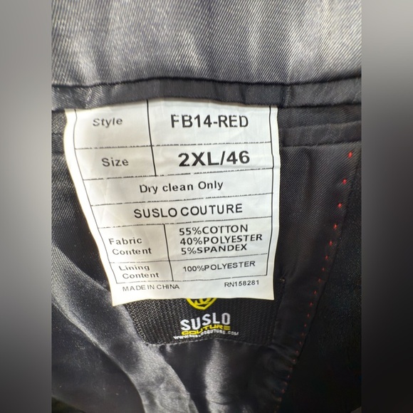 Elegant Black and Red Patterned Blazer - Picture 14 of 15